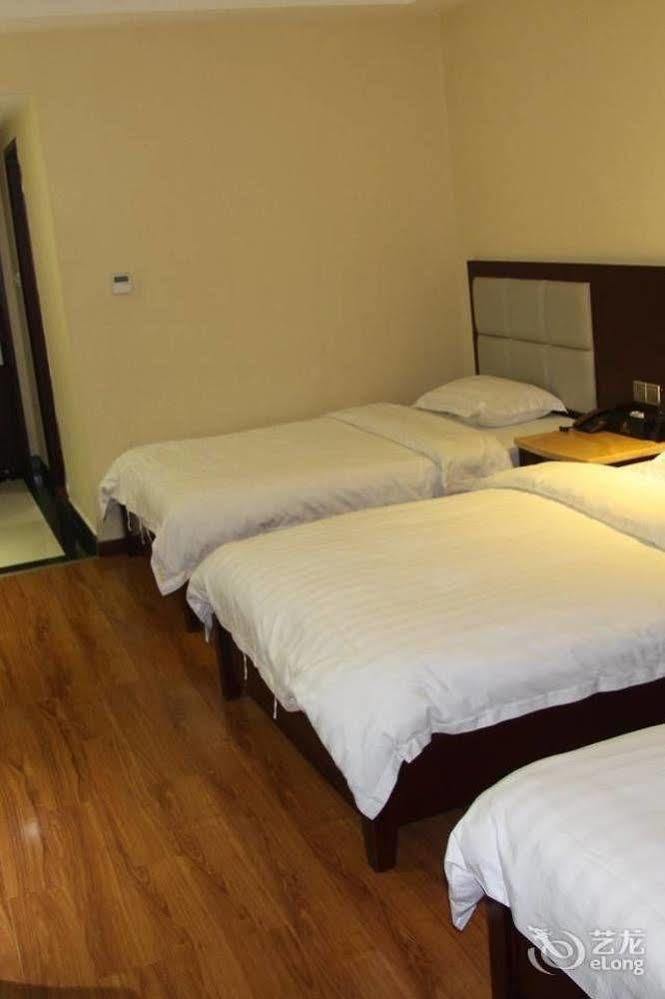 Lu Jiang Tian Yue Hotel Guangzhou Exterior photo